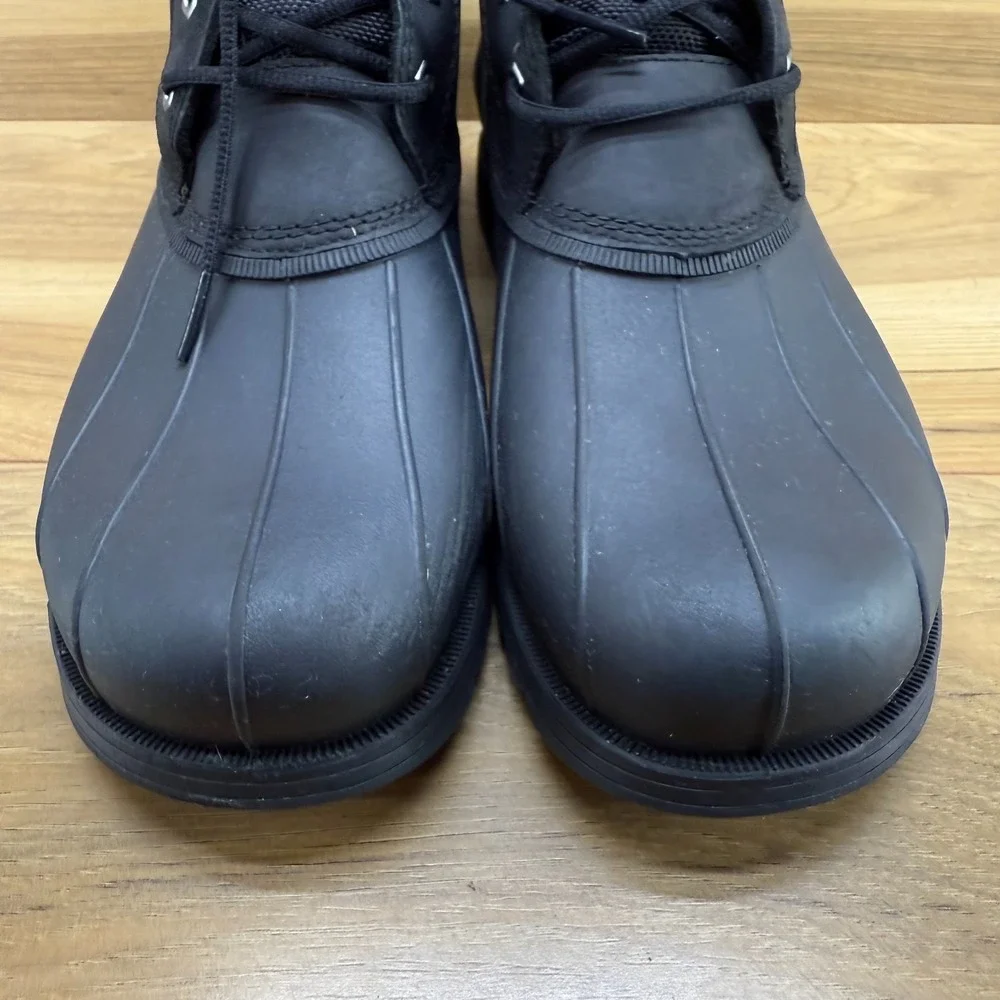 UGG Youth Big Boys Boots Size 7.5 Gaston Mid Duck Waterproof‎ Lace Up
